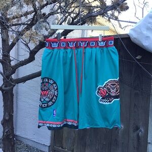 Just Don Vancouver Grizzlies 1995 96 Basketball Shorts Mens XXL NBA